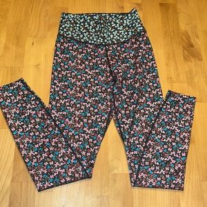 Nike Dri- Fit leggings size xs - floral colorful